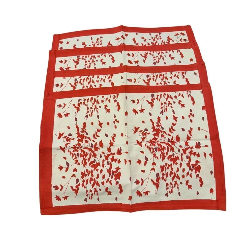 NWOT Julia Amory Block Print Placemats Red White (Set of 4) - Picture 1 of 3